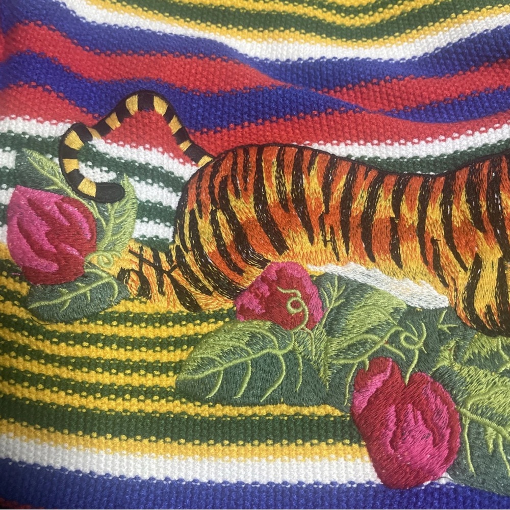 Vintage Gucci Tiger Knit Sweater Women’s Sz XS-S Embroidered Tiger Rare - Picture 13 of 15